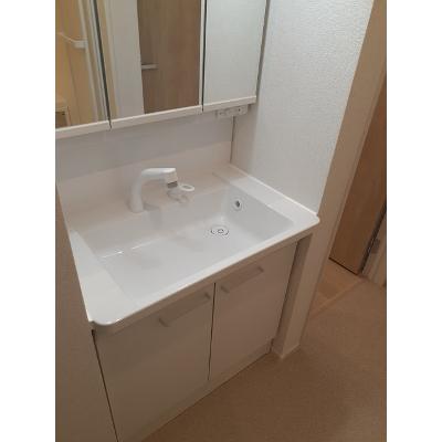 カーサ・クレイン 102【管理NO：1-026820401-01020】 ★家具家電は申し込み後に搬入します 2026年08月中旬入居可能の物件画像