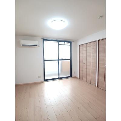 カンパーニュ塩上　Ⅰ 102【管理NO：1-007826201-01020】 ★家具家電は申し込み後に搬入しますの物件画像