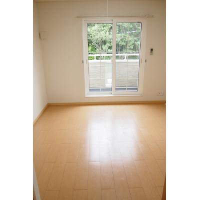 スノーフレーク・アイ 205【管理NO：1-015541901-02050】 ★家具家電は申し込み後に搬入します 2026年08月下旬入居可能の物件画像