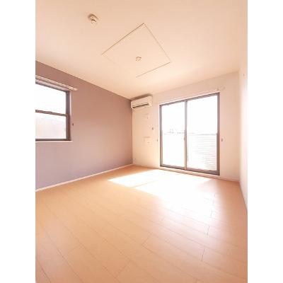 ソルビエント 105【管理NO：1-018448701-01040】 ★家具家電は申し込み後に搬入します★の物件画像