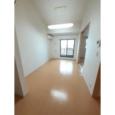 ＭＯＣＯ 203【管理NO：1-018093501-02030】 ★家具家電は申し込み後に搬入します 2026年08月下旬入居可能の物件画像