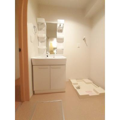 ＭＯＣＯ 203【管理NO：1-018093501-02030】 ★家具家電は申し込み後に搬入します 2026年08月下旬入居可能の物件画像