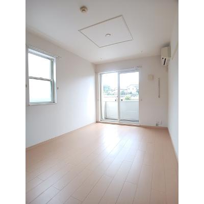 エスペランサＢ 103【管理NO：1-016699502-01030】 ★家具家電は申し込み後に搬入します★の物件画像