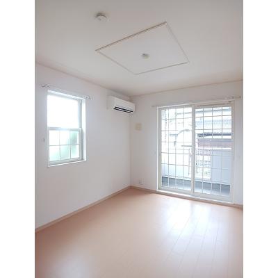 プラシード・ユダⅡ 104【管理NO：1-015921401-01040】 ★家具家電は申し込み後に搬入します★の物件画像