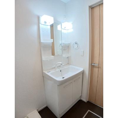 ルミエール　Ｂ 201【管理NO：1-022324502-02010】 ★家具家電は申し込み後に搬入します★の物件画像