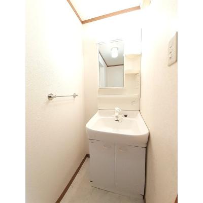グリーンハイム 203【管理NO：1-011714001-02030】 ★家具家電は申し込み後に搬入します★ ★2026年08月下旬入居可能★の物件画像