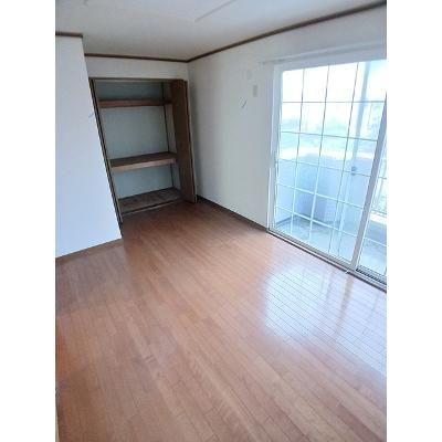 アスタナ 102【管理NO：1-010595001-01020】 ★家具家電は申し込み後に搬入します 2026年08月上旬入居可能の物件画像