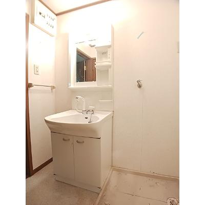 アスタナ 102【管理NO：1-010595001-01020】 ★家具家電は申し込み後に搬入します 2026年08月上旬入居可能の物件画像