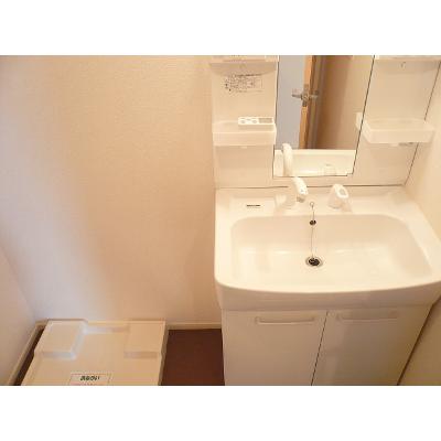 サウス高鍋 201【管理NO：1-017106001-02010】 ★家具家電は申し込み後に搬入します 2026年08月下旬入居可能の物件画像