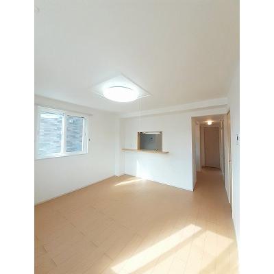 アプローズ 101【管理NO：1-017191301-01010】 ★家具家電は申し込み後に搬入します 2026年08月下旬入居可能の物件画像