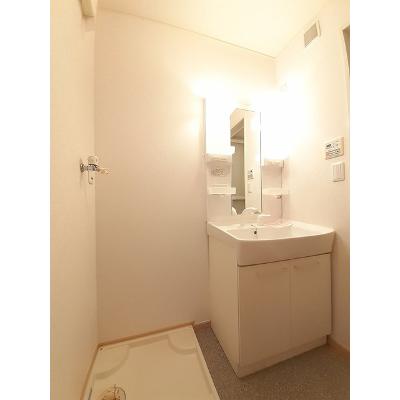 サンリット・ヴィラ 103【管理NO：1-015710401-01030】 ★家具家電は申し込み後に搬入します★ ★2026年09月中旬入居可能★の物件画像