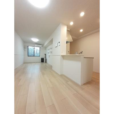 コスターリング 104【管理NO：1-027137801-01040】 ★家具家電は申し込み後に搬入します 2026年09月中旬入居可能の物件画像