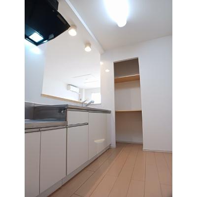 レラ　カムイ 202【管理NO：1-019952101-02020】 ★家具家電は申し込み後に搬入します 2026年09月中旬入居可能の物件画像
