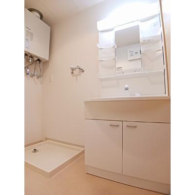 レラ　カムイ 202【管理NO：1-019952101-02020】 ★家具家電は申し込み後に搬入します 2026年09月中旬入居可能の物件画像