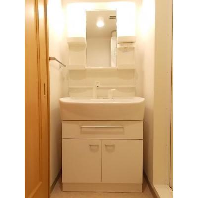 シェーンフェルト 201【管理NO：1-014217201-02010】 ★家具家電は申し込み後に搬入します★ ★2026年09月中旬入居可能★の物件画像