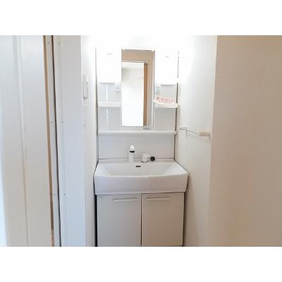 キラベル 301【管理NO：1-020490301-03010】 ★家具家電は申し込み後に搬入します 2026年08月下旬入居可能の物件画像