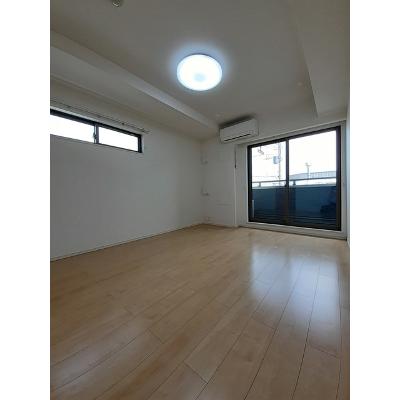サンシャイン浦和美園 201【管理NO：1-023926901-02010】 ★家具家電は申し込み後に搬入します 2026年08月上旬入居可能の物件画像