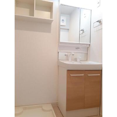 サンシャイン浦和美園 201【管理NO：1-023926901-02010】 ★家具家電は申し込み後に搬入します 2026年08月上旬入居可能の物件画像