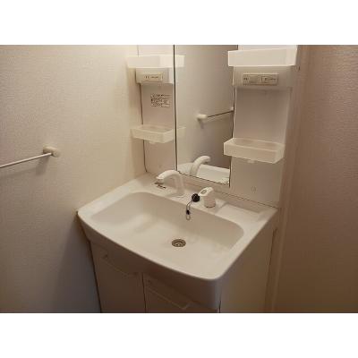 グランツファイン 102【管理NO：1-016076701-01020】 ★家具家電は申し込み後に搬入します 2026年08月下旬入居可能の物件画像