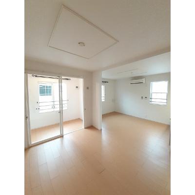 クレール 201【管理NO：1-018201501-02010】 ★家具家電は申し込み後に搬入します 2026年08月下旬入居可能の物件画像