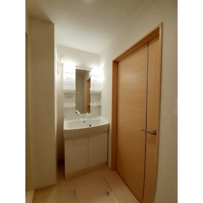 クレール 201【管理NO：1-018201501-02010】 ★家具家電は申し込み後に搬入します 2026年08月下旬入居可能の物件画像