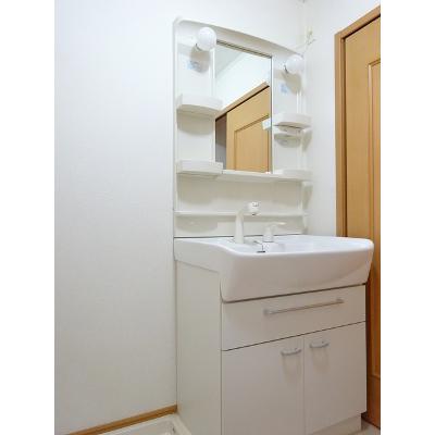 プリムローズ　Ｂ 203【管理NO：1-014699502-02030】 ★家具家電は申し込み後に搬入します 2026年08月下旬入居可能の物件画像