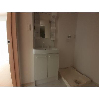 カリーノ　カーサⅡ 102【管理NO：1-020729901-01020】 ★家具家電は申し込み後に搬入します 2026年08月下旬入居可能の物件画像