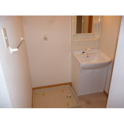 ＥＳＳＥＸ　ＣＯＵＲＴ 206【管理NO：1-011749502-02010】 ★家具家電は申し込み後に搬入します 2026年08月中旬入居可能の物件画像