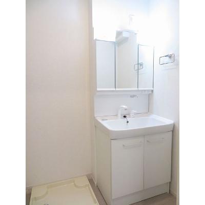 ブルーハーベストⅡ 202【管理NO：1-026124402-02020】 ★家具家電は申し込み後に搬入します 2026年09月上旬入居可能の物件画像