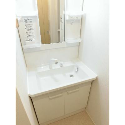 クオーレ 302【管理NO：1-023558501-03020】 ★家具家電は申し込み後に搬入します★ ★2026年09月上旬入居可能★の物件画像