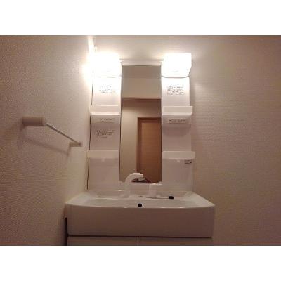 セレーノウーノ 202【管理NO：1-018536301-02020】 ★家具家電は申し込み後に搬入します 2026年09月中旬入居可能の物件画像