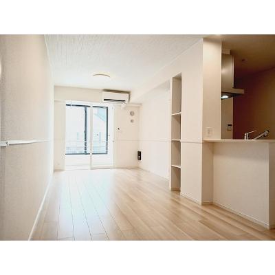 Ｆｕｔｕｒｅ（フューチャー） 102【管理NO：1-027668201-01020】 ★家具家電は申し込み後に搬入します★ ★2026年09月中旬入居可能★の物件画像