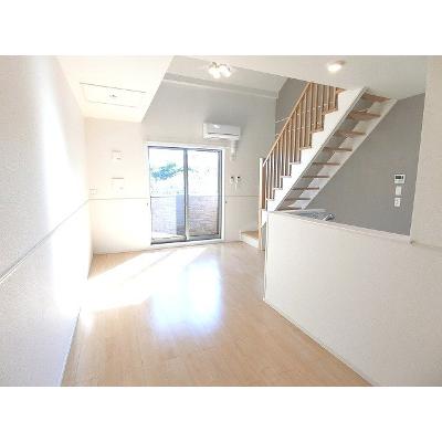 コンフォルターブル 103【管理NO：1-021862201-01030】 ★家具家電は申し込み後に搬入します 2026年08月下旬入居可能の物件画像