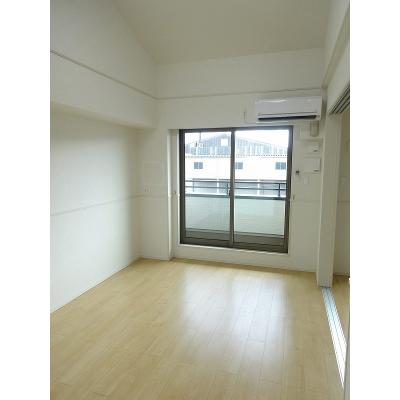 Ｒｉｒｉａ　Ⅶ６ 303【管理NO：1-021621901-03030】 ★家具家電は申し込み後に搬入します★ ★2026年09月上旬入居可能★の物件画像