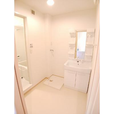 ソレイユ 101【管理NO：1-015833901-01010】 ★家具家電は申し込み後に搬入します 2026年08月下旬入居可能の物件画像