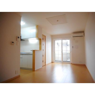 アプローズ 103【管理NO：1-016154101-01030】 ★家具家電は申し込み後に搬入します 2026年07月下旬入居可能の物件画像