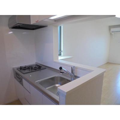 春夏冬 202【管理NO：1-024518001-02020】 ★家具家電は申し込み後に搬入します 2026年08月下旬入居可能の物件画像