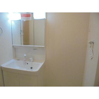 春夏冬 202【管理NO：1-024518001-02020】 ★家具家電は申し込み後に搬入します 2026年08月下旬入居可能の物件画像
