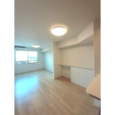 プレッソ春日 304【管理NO：1-026839101-03040】 ★家具家電は申し込み後に搬入します 2026年08月下旬入居可能の物件画像