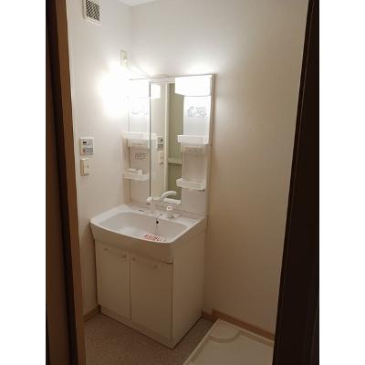 ＧｒｏｖｅＳｉｄｅＶｉｌｌａＢ 101【管理NO：1-015572902-01010】 ★家具家電は申し込み後に搬入します★ ★2026年08月上旬入居可能★の物件画像
