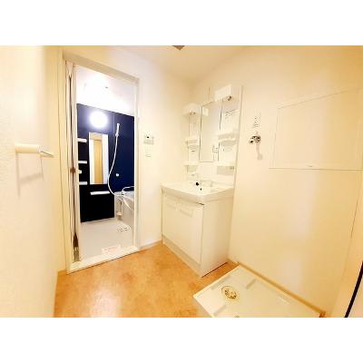 アプローズⅠ 201【管理NO：1-019626001-02010】 ★家具家電は申し込み後に搬入します★ ★2026年08月下旬入居可能★の物件画像