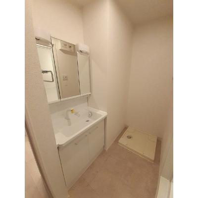 ファミ―リエン　Ⅰ 103【管理NO：1-026510501-01030】 ★家具家電は申し込み後に搬入します★の物件画像