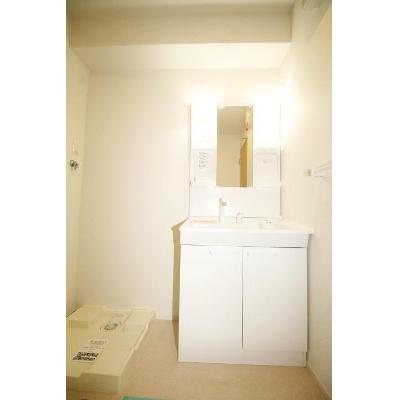 カーサ平松 202【管理NO：1-022672501-02020】 ★家具家電は申し込み後に搬入します 2026年08月下旬入居可能の物件画像