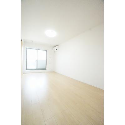 シャーロットⅡ 303【管理NO：1-023347501-03030】 ★家具家電は申し込み後に搬入します★の物件画像