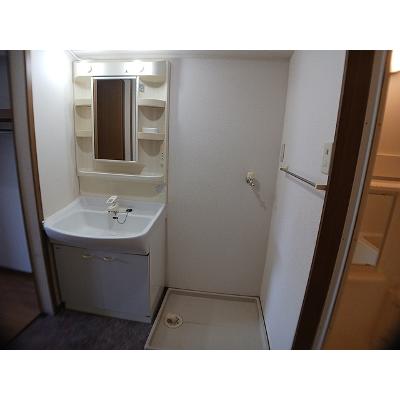 ビエント　ナイン 101【管理NO：1-011162001-01010】 ★家具家電は申し込み後に搬入します★の物件画像