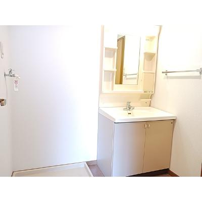 マーヴェラス・コート 103【管理NO：1-009546901-01030】 ★家具家電は申し込み後に搬入します★の物件画像