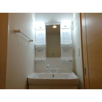 カーサ　エ　フレスコＬ 101【管理NO：1-020438202-01010】 ★家具家電は申し込み後に搬入します 2026年08月下旬入居可能の物件画像