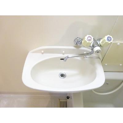 フレンドリータウンＡ 205【管理NO：1-004310201-02040】 ★家具家電は申し込み後に搬入します★ ★2026年08月下旬入居可能★の物件画像