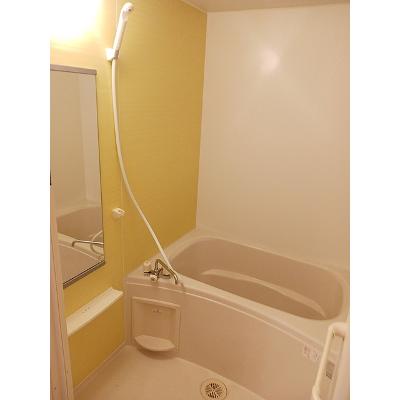 エアリー 103【管理NO：1-018843501-01030】 ★家具家電は申し込み後に搬入します★の物件画像