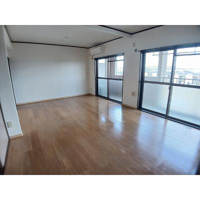 アーバンハウス鴨川 305【管理NO：1-007005601-03040】 ★家具家電は申し込み後に搬入します 2026年08月下旬入居可能の物件画像
